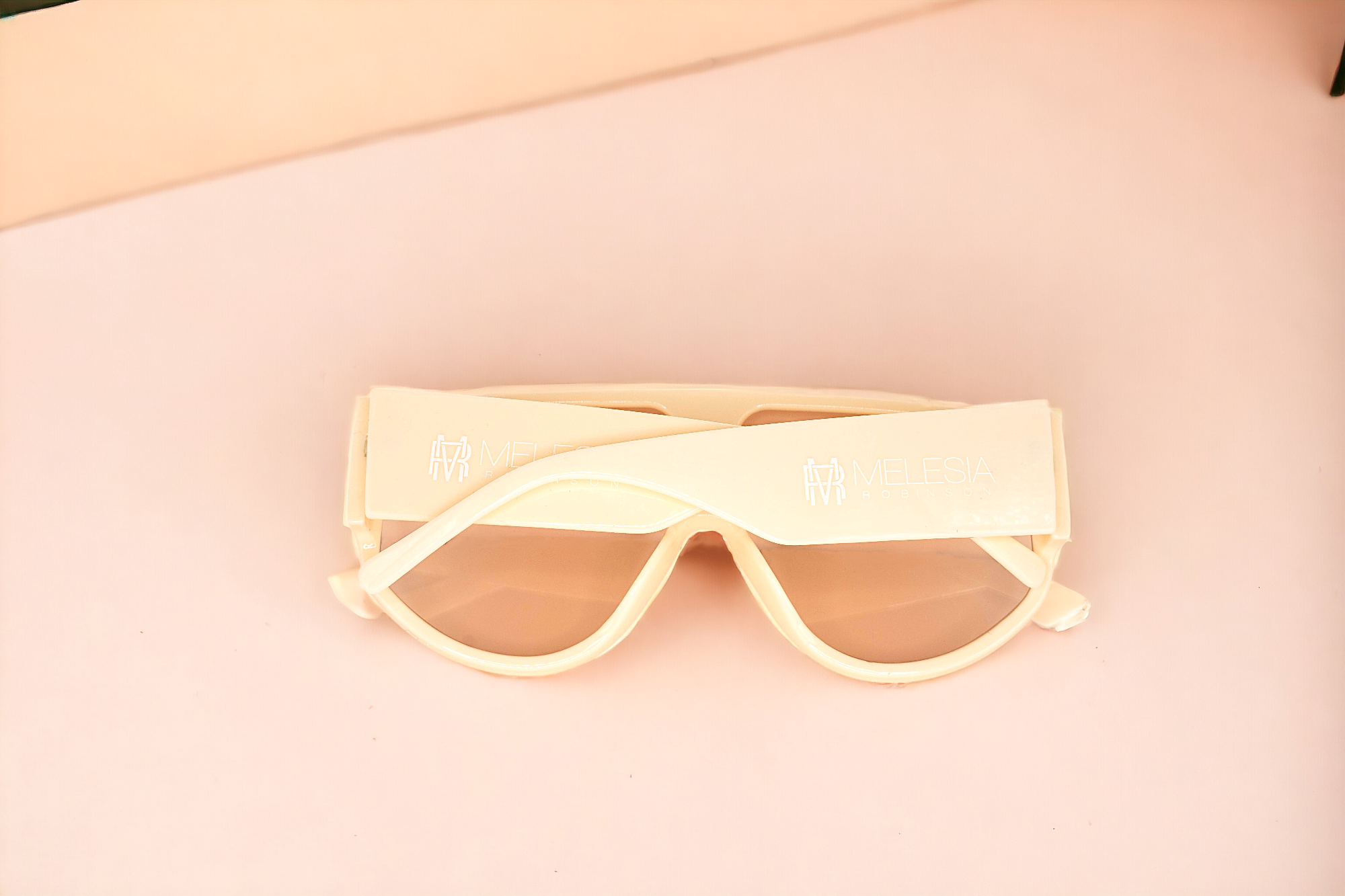 Beige Retro Oversized  Sunglasses